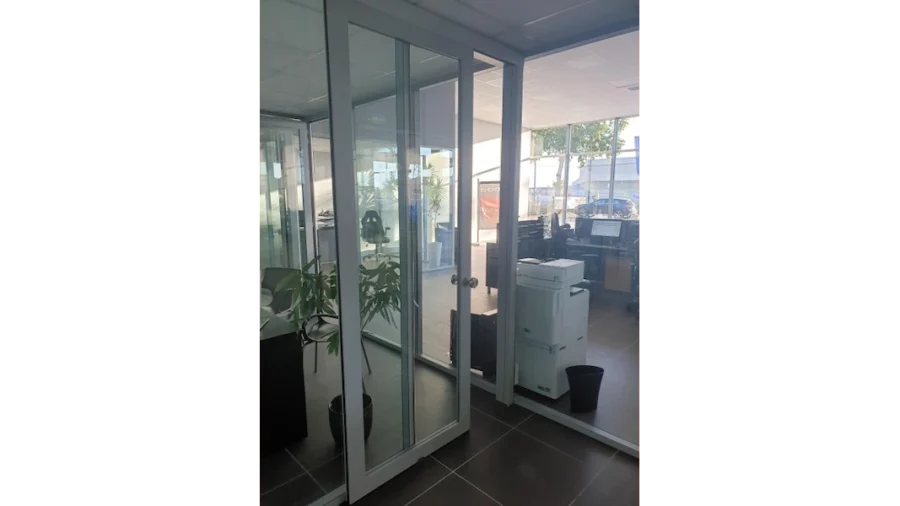 1597047005_amenagement-5_garage Peugeot Saint Jory par AG Concept 31